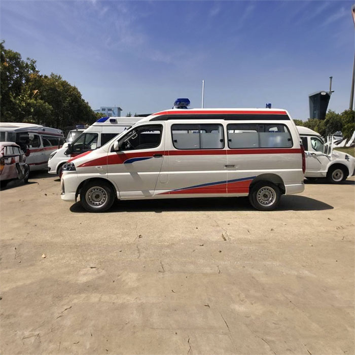 西宁救护车出租