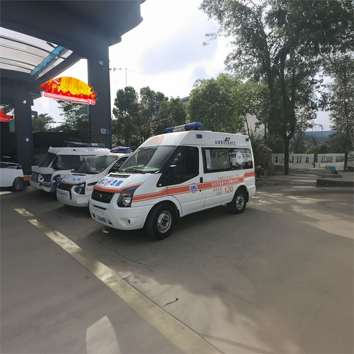 西宁急救车出租联系电话