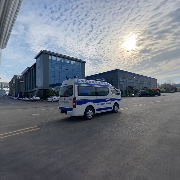 西宁租赁私人救护车联系方式