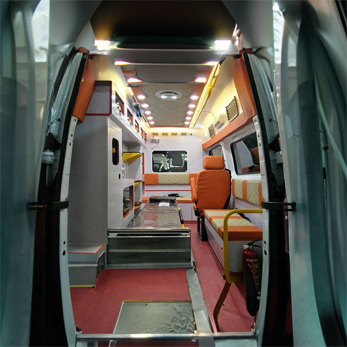 西宁出租私人救护车联系方式