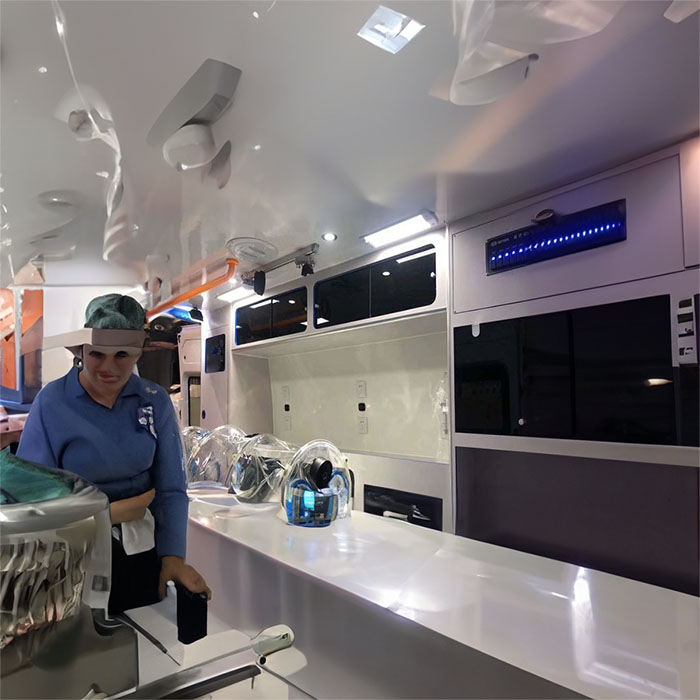 西宁救护车出租联系电话