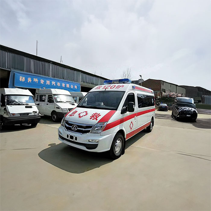 西宁私人救护车租赁多少钱