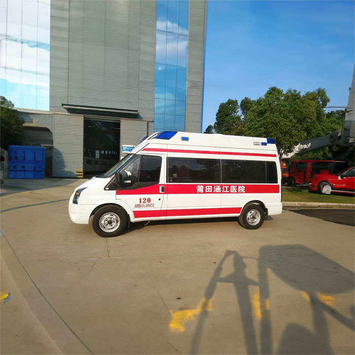 西宁救护车租车费用