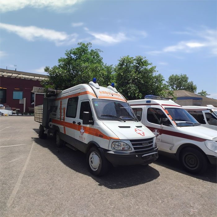 西宁救护车租赁多少钱