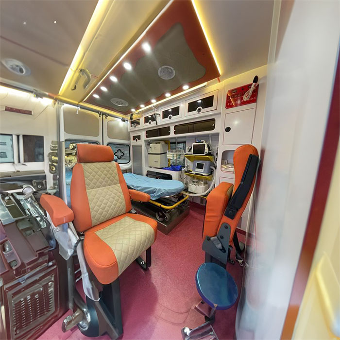 西宁私人救护车租赁多少钱