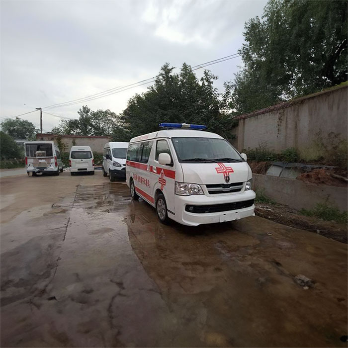 西宁租赁救护车联系电话
