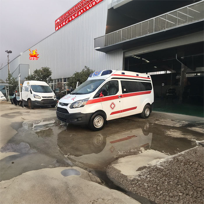 西宁出租急救车电话号码