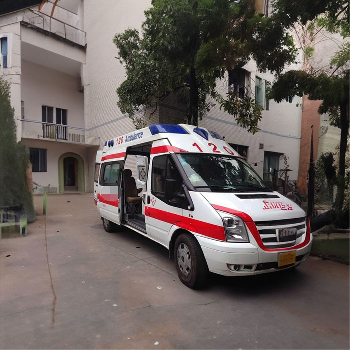 西宁急救车出租费用