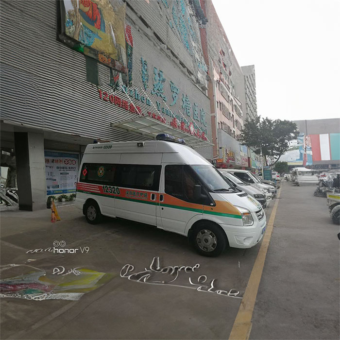 西宁出租急救车联系电话