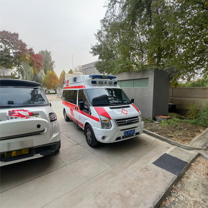 西宁救护车出租
