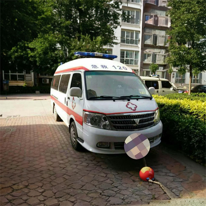 西宁救护车出租费用