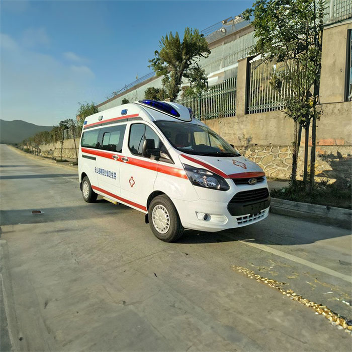 西宁出租急救车联系电话