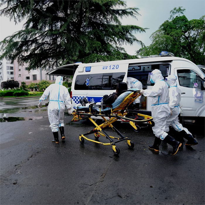 西宁私人救护车租车收费