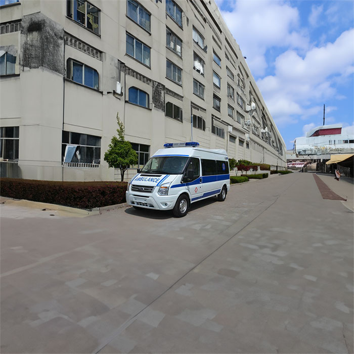 西宁私人救护车出租费用