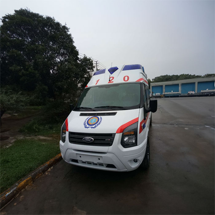 西宁出租救护车联系方式