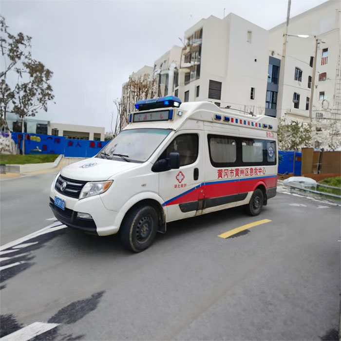 西宁出租急救车联系电话