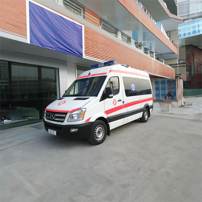 西宁租赁私人救护车电话
