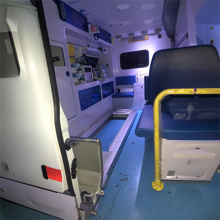 西宁急救车出租多少钱