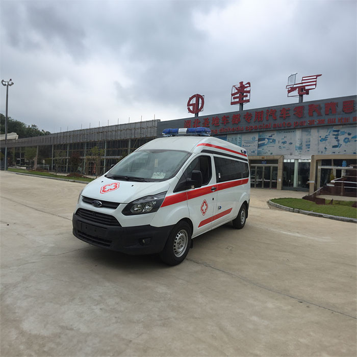 西宁私人救护车租赁多少钱