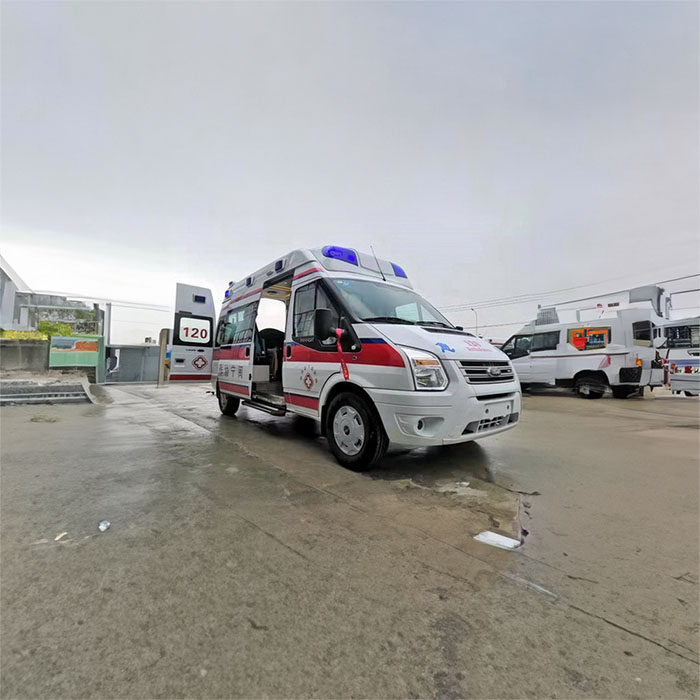 西宁急救车出租费用