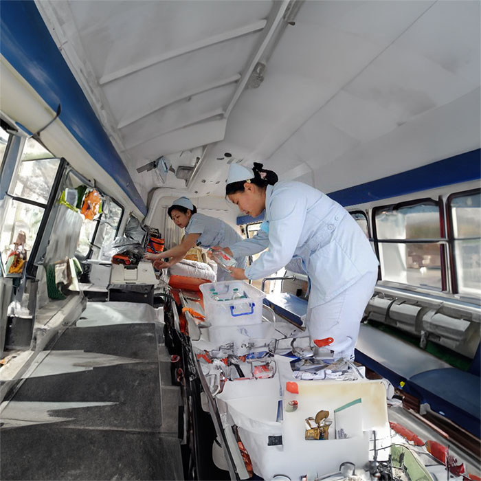 西宁救护车出租电话