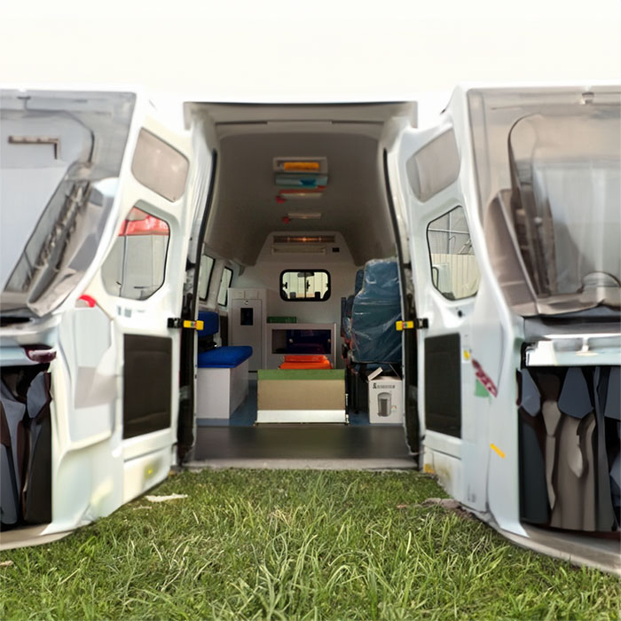 西宁救护车租车费用