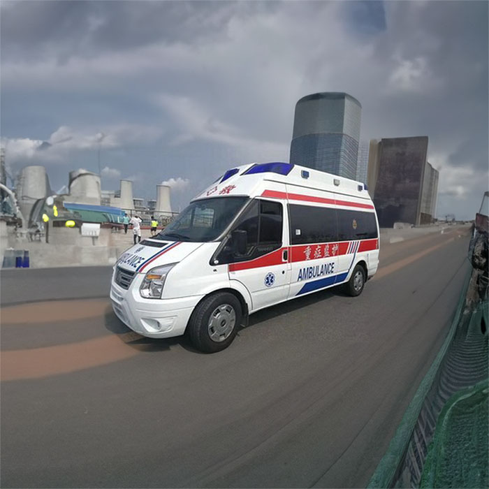 西宁私人救护车租赁收费标准