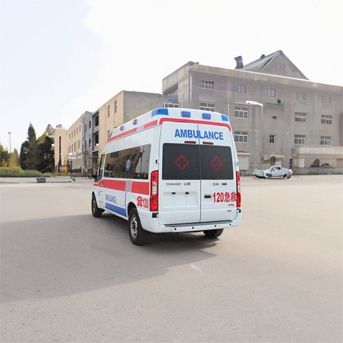 西宁租赁私人救护车联系方式