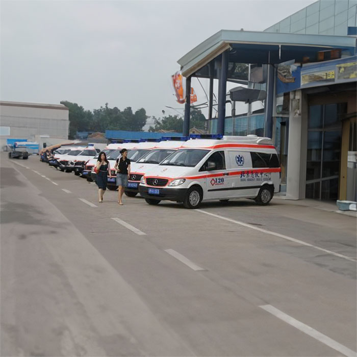 西宁救护车出租