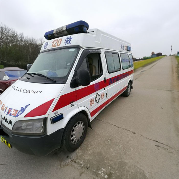 西宁救护车租车收费