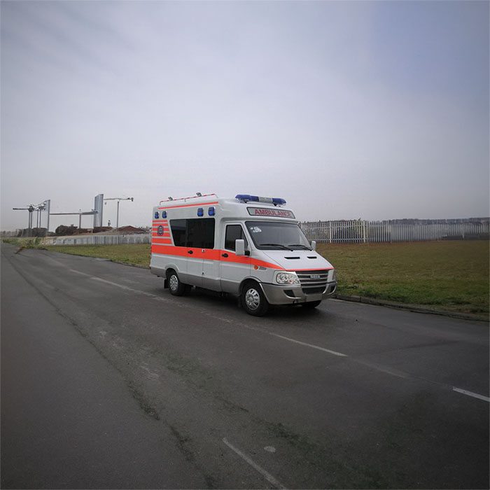 西宁救护车租赁收费