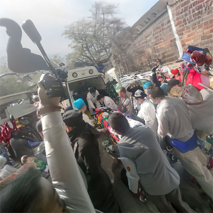 西宁救护车租车费用