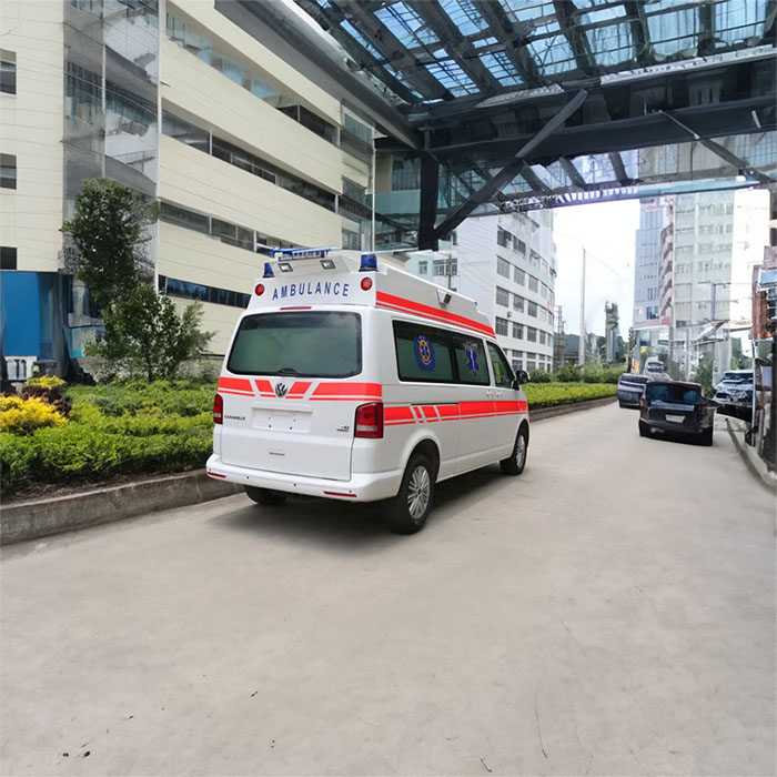 西宁急救车租车费用