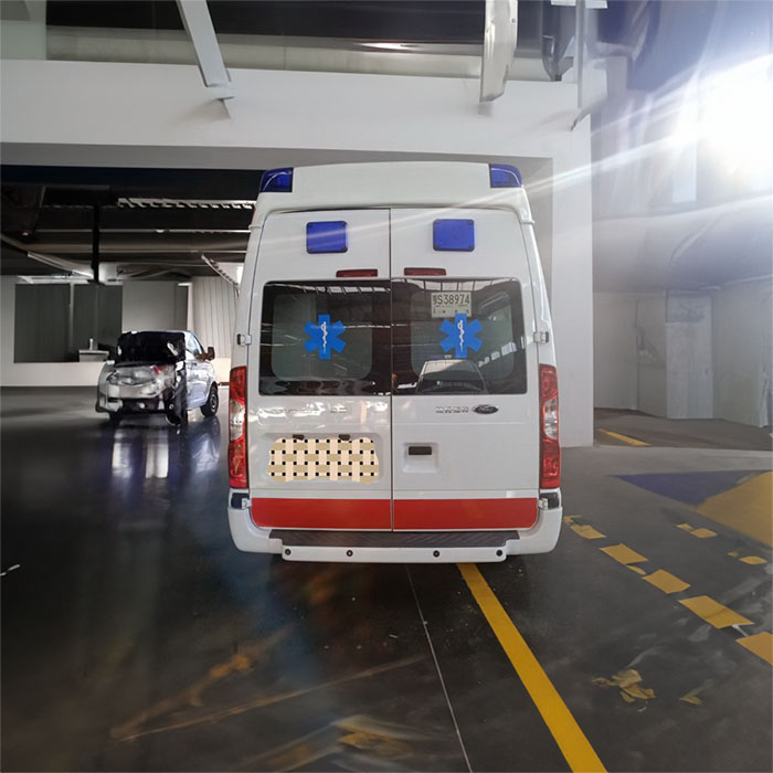 西宁救护车租赁联系电话