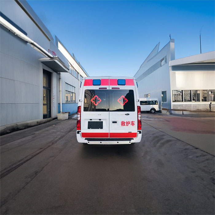 西宁急救车租车联系电话