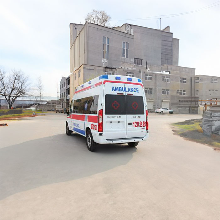 西宁出租私人救护车电话