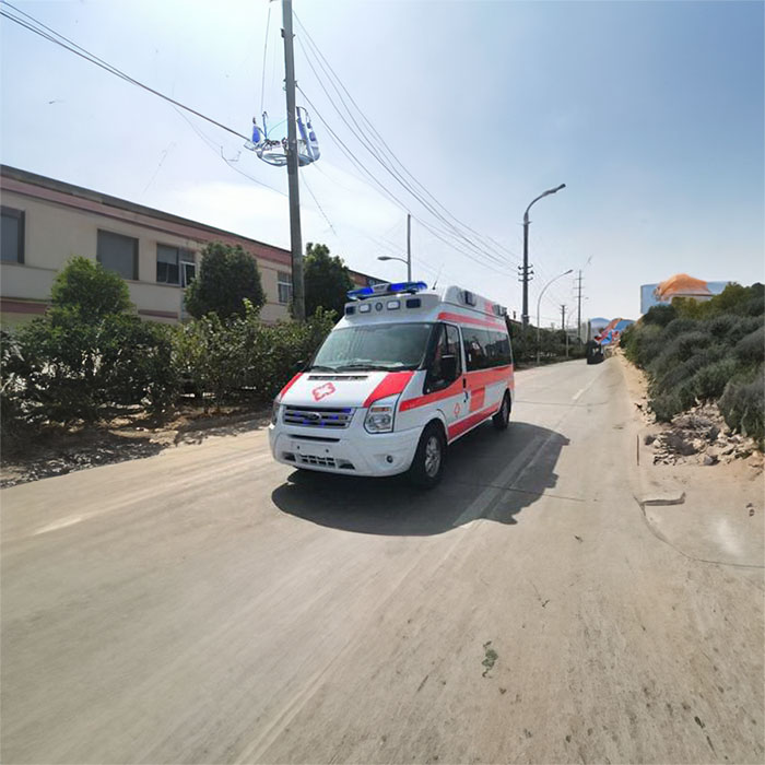 西宁私人救护车租赁收费标准