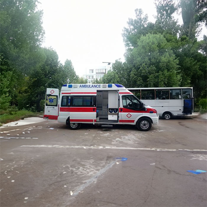 西宁私人救护车租赁