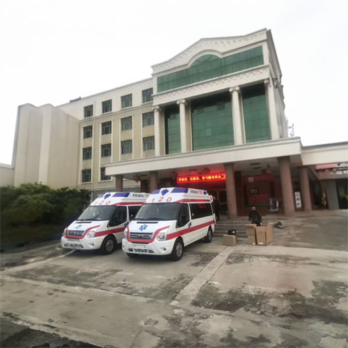 西宁急救车租车联系电话