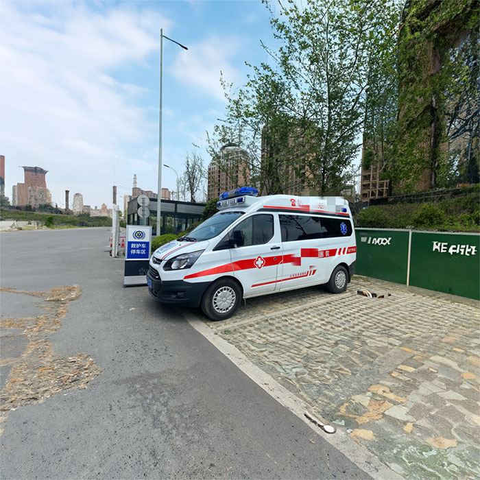 西宁救护车租赁联系方式