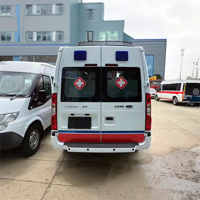 西宁救护车租车多少钱