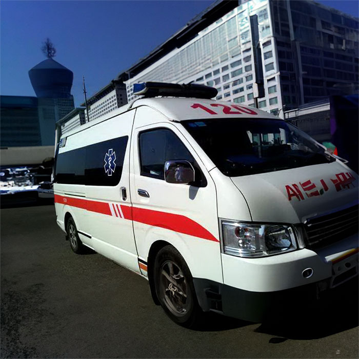 西宁救护车租车费用