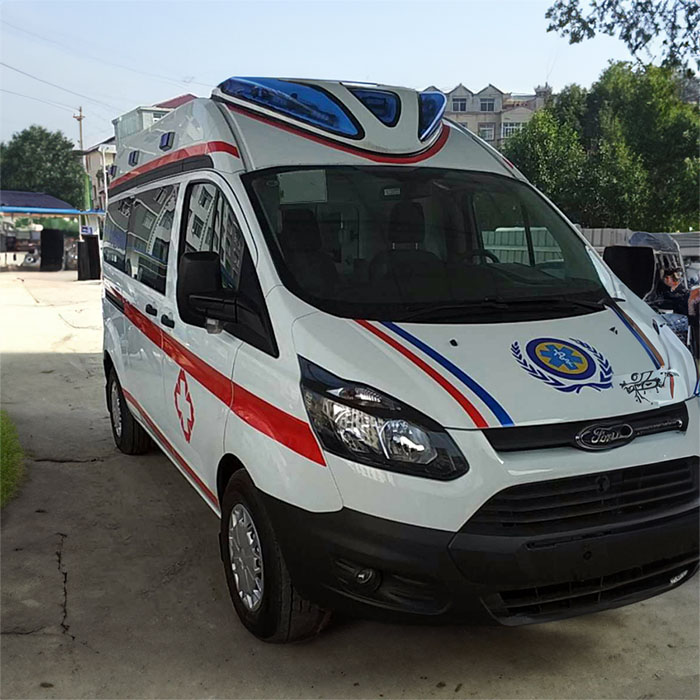 西宁救护车租赁费用