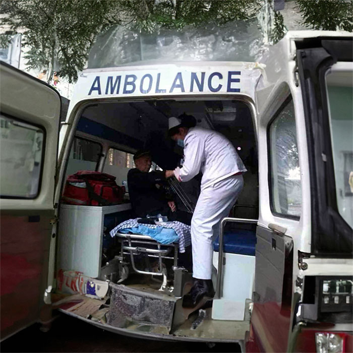 西宁私人救护车出租