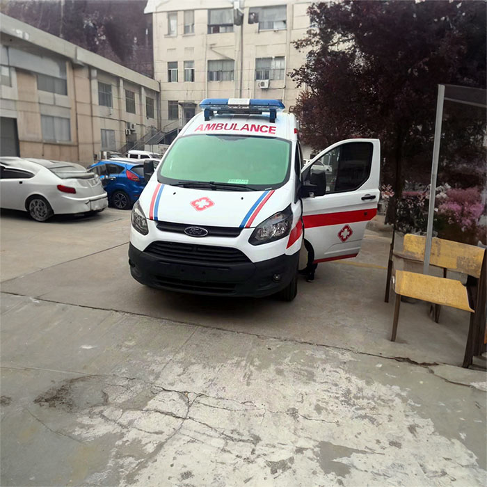 西宁私人救护车租车收费标准