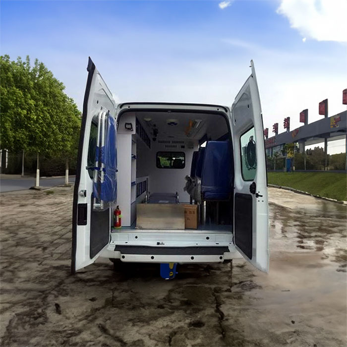 西宁急救车租车电话号码