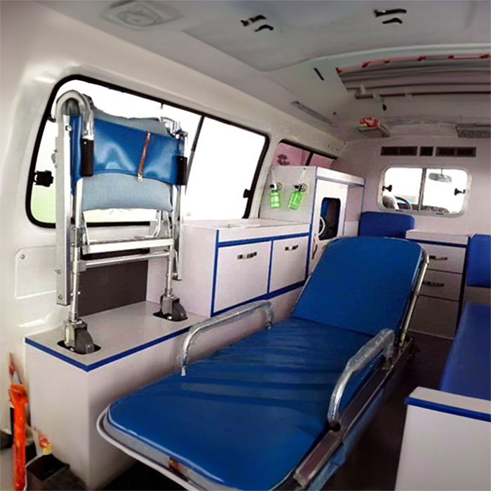 西宁租赁私人救护车电话号码