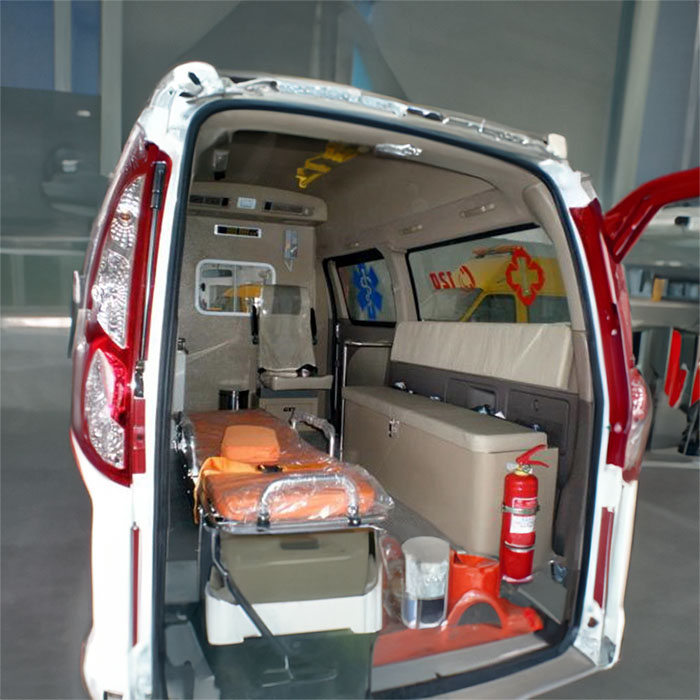 西宁租赁救护车联系电话