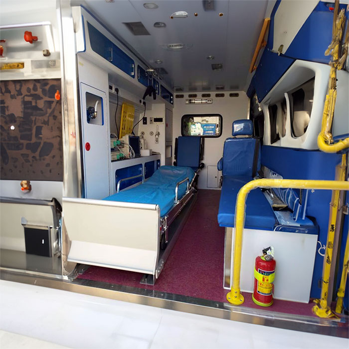 西宁救护车出租电话