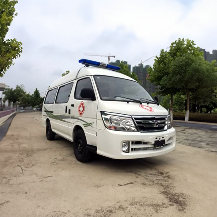 西宁私人救护车租赁收费标准